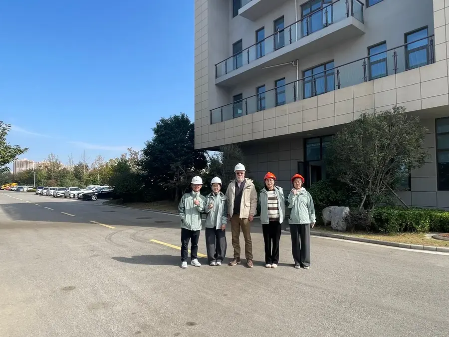 Customers from United States visiting the BOB-LIFT factory
