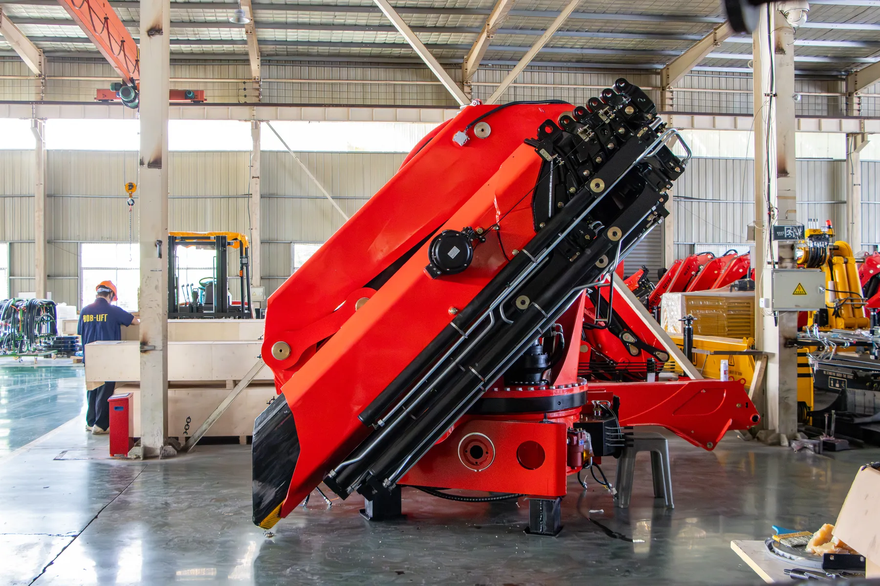 34 Ton Knuckle Boom Truck Mounted Crane